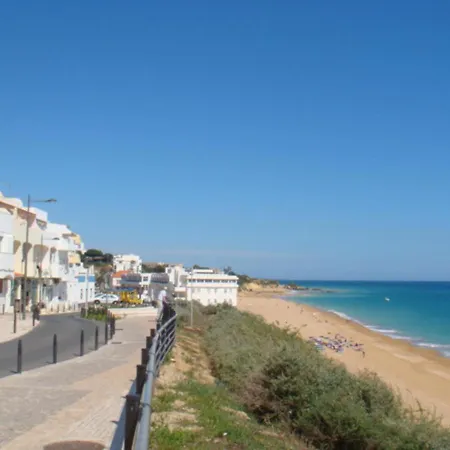 Villa Monica - By Algarkasa بيت للعطل البوفيرا